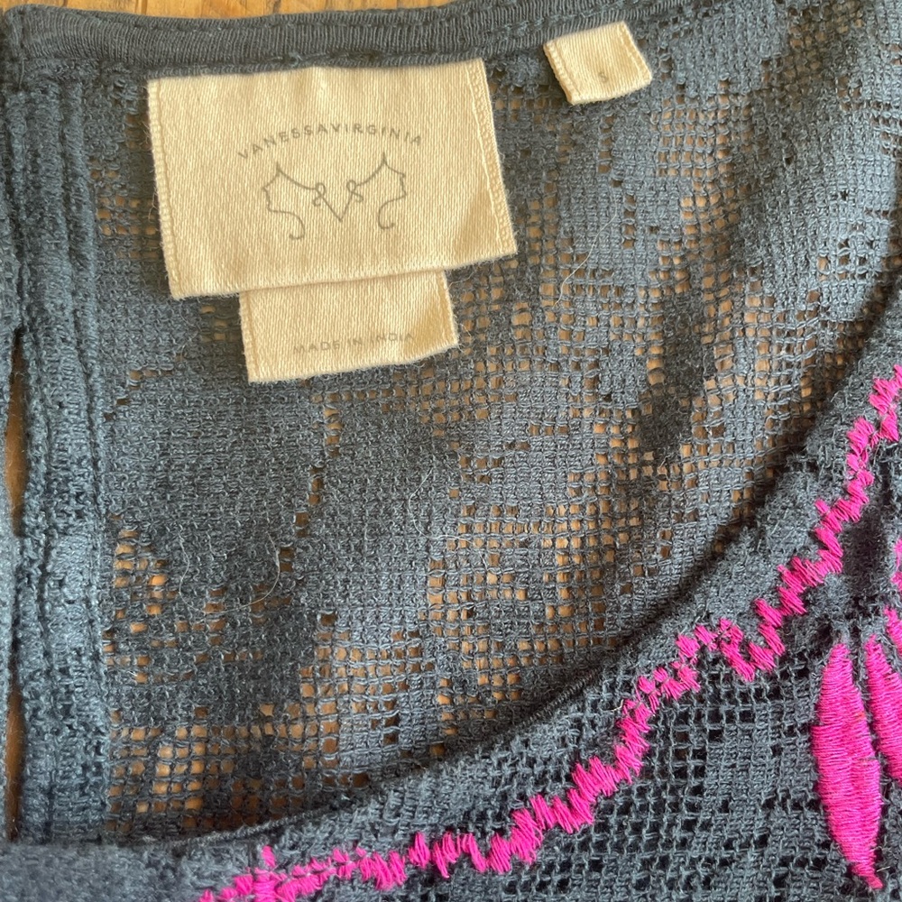 Gorgeous lace and embroidery Vanessa, Virginia Anthropologie top in EUC M - Picture 5 of 10